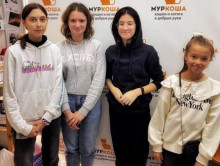 Волонтеры и школьники в гостях у "МУРКОШИ"